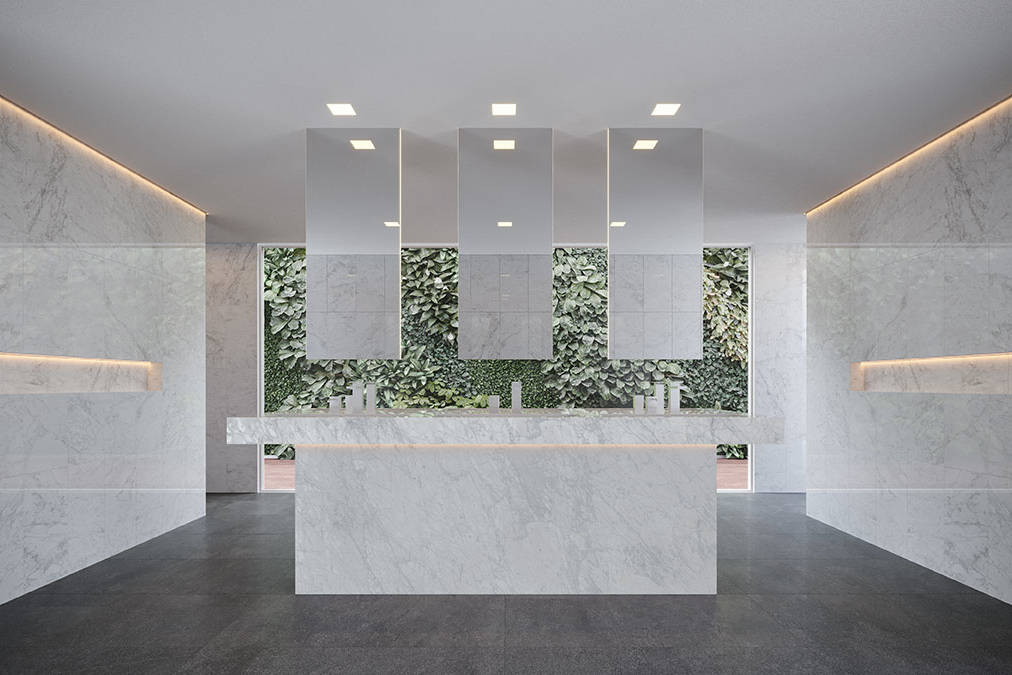 Royal Stoneworks OLD WORLD BIANCO 0 | North Hills Flooring