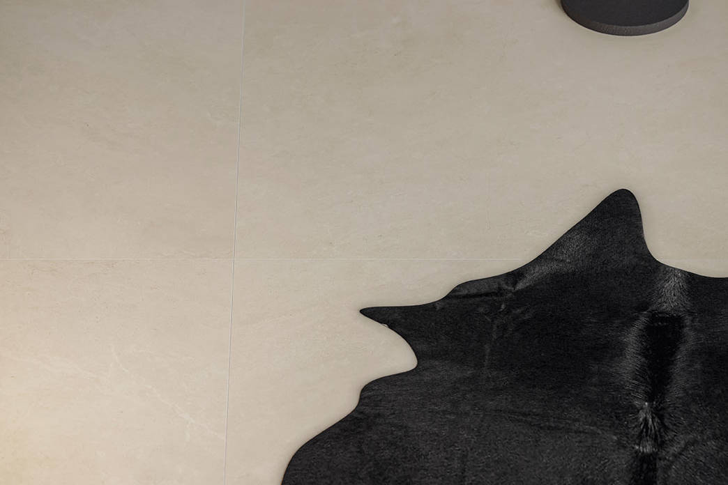 Royal Stoneworks SOVEREIGN CREAM 1 | North Hills Flooring