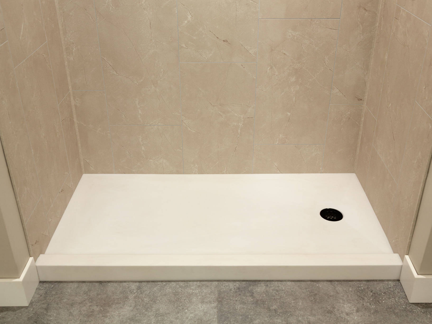 Vivid White 0 | North Hills Flooring